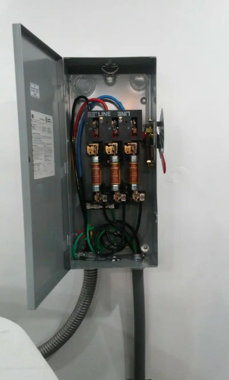 Three-phase disconnect switch installed for Electrical Wiring & Rewiring in Claremore